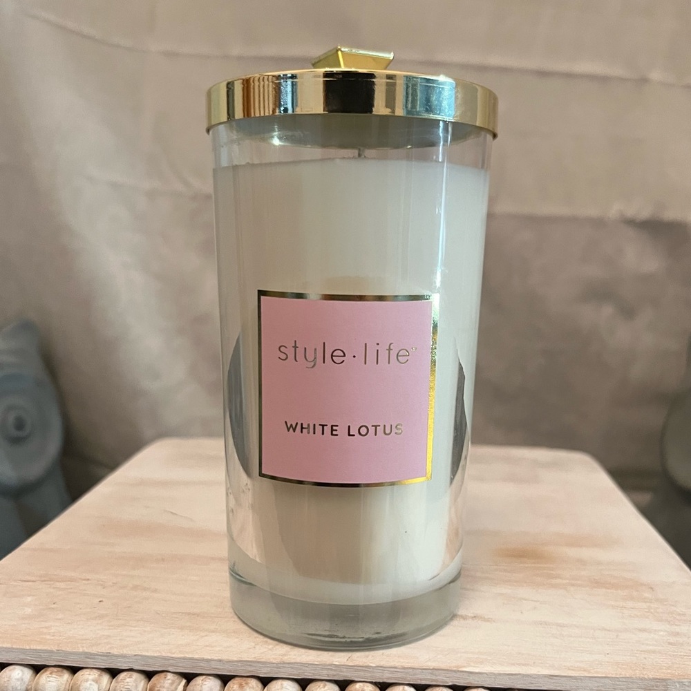 Style • Life "White Lotus" Candle